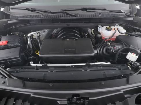 Used 2025 Chevrolet Tahoe Z71 w/ Z71 Off-Road Package image 15