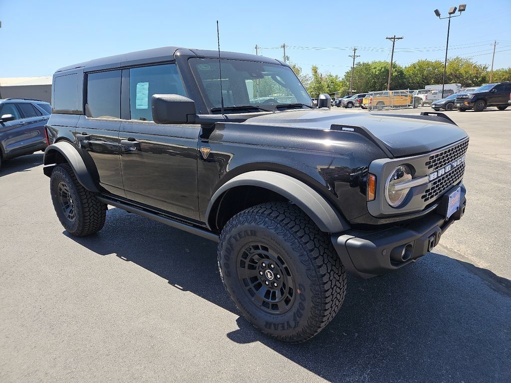 New 2026 Ford Bronco Badlands AWD/4WD image 1