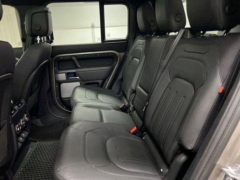 Used 2023 Land Rover Defender 130 X image 26