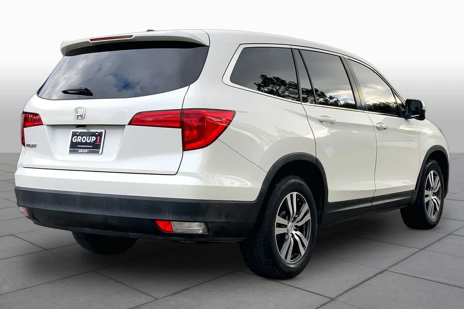 Used 2017 Honda Pilot EX-L image 12