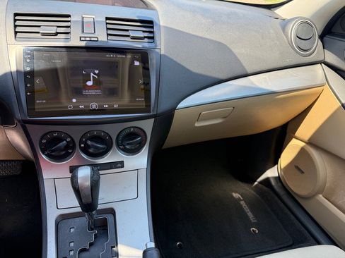 Used 2011 MAZDA MAZDA3 s Sport FWD image 14