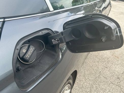 Used 2018 BMW 430i Convertible RWD image 31