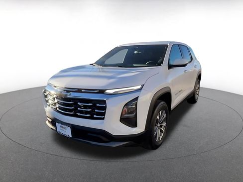 Used 2025 Chevrolet Equinox LT image 7