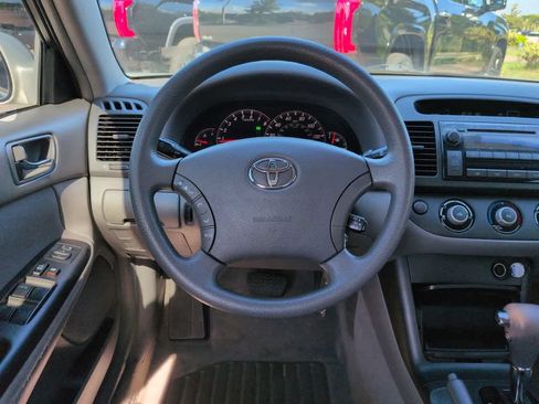 Used 2006 Toyota Camry LE FWD image 14