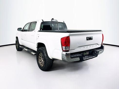 Used 2016 Toyota Tacoma SR5 image 5