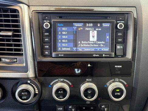 Used 2019 Toyota Sequoia Limited w/ Safety & Convenience Package AWD/4WD image 15