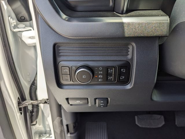 New 2026 Ford F250 Platinum AWD/4WD image 29