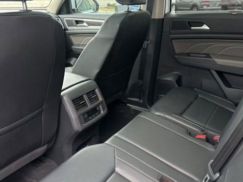 Used 2023 Volkswagen Atlas SE w/ Panoramic Sunroof Package image 30