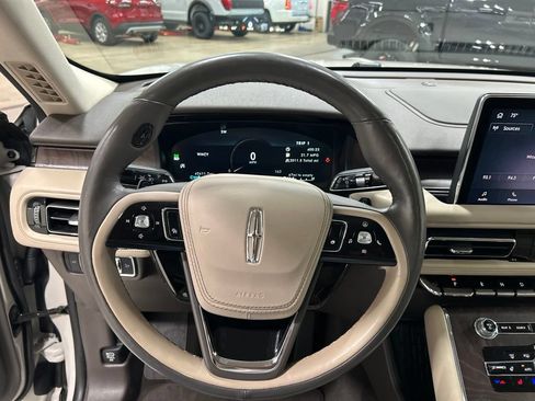 Certified 2022 Lincoln Aviator Reserve w/ Equipment Group 201A AWD/4WD image 15