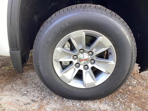 New 2026 GMC Sierra 1500 Pro w/ Pro Value Package image 12