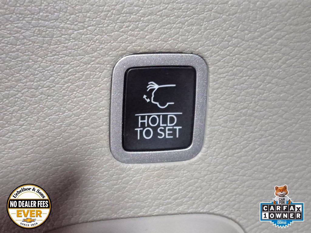 Used 2023 Jeep Wagoneer Series III w/ Preferred Equipment Group AWD/4WD image 29