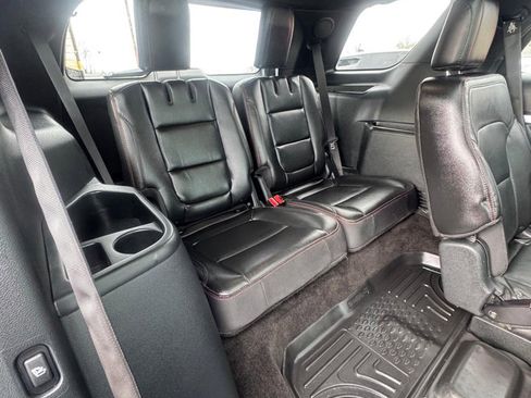 Used 2018 Ford Explorer Sport w/ Equipment Group 401A image 23