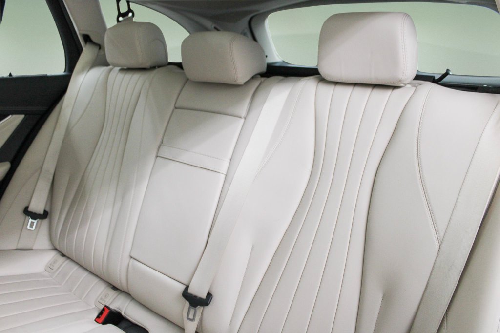 Used 2021 Mercedes-Benz E 450 4MATIC All-Terrain Wagon image 25