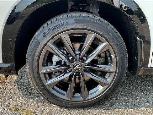 Certified 2025 Acura ADX A-Spec image 29