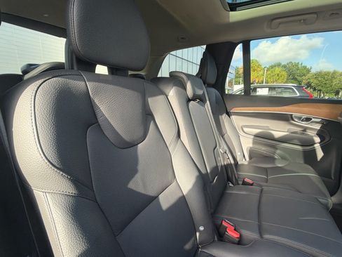 Used 2023 Volvo XC90 B6 Plus AWD/4WD image 20