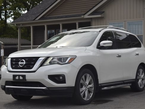 Used 2018 Nissan Pathfinder SL w/ SL Premium Package AWD/4WD image 1
