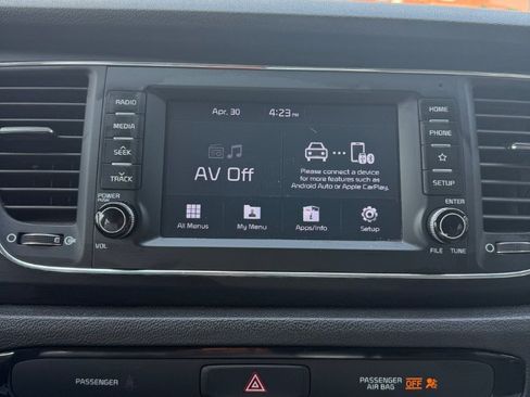 Used 2019 Kia Sedona L FWD image 10