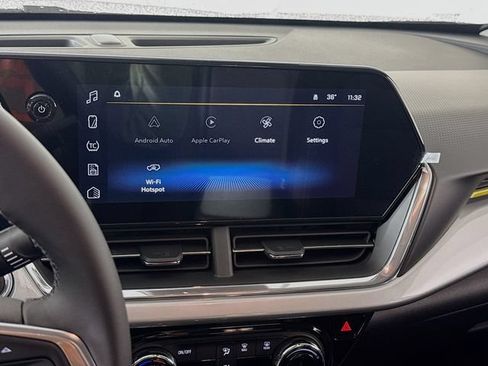 New 2026 Chevrolet Trax LT w/ Driver Confidence Package FWD image 15