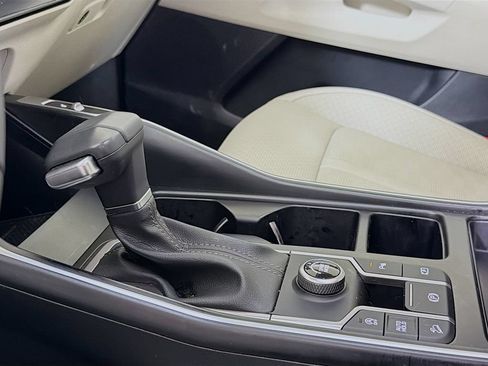 Used 2025 Kia Sorento S w/ Panoramic Sunroof Package FWD image 20