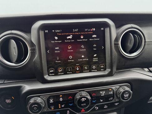 Used 2021 Jeep Wrangler Unlimited Sahara w/ Cold Weather Group image 18