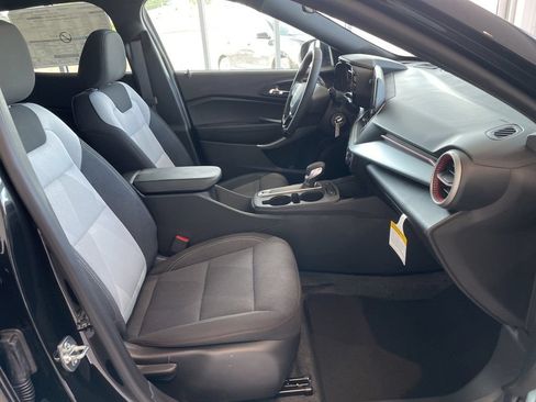 New 2026 Chevrolet Trax RS FWD image 20