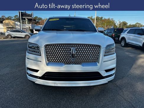 Used 2020 Lincoln Navigator L Reserve w/ Equipment Group 208A Reserve image 10