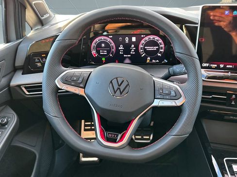 New 2026 Volkswagen Golf SE image 14