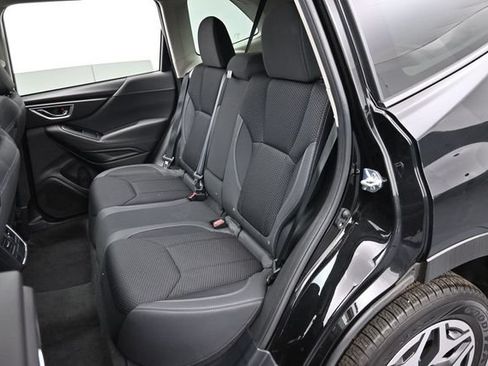 Used 2024 Subaru Forester Premium AWD/4WD image 29