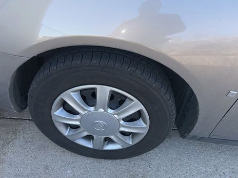 Used 2006 Buick LaCrosse CX image 3