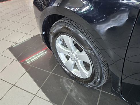 Used 2015 Toyota Sienna LE FWD image 33