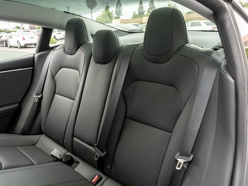 Used 2024 Tesla Model 3 RWD image 11