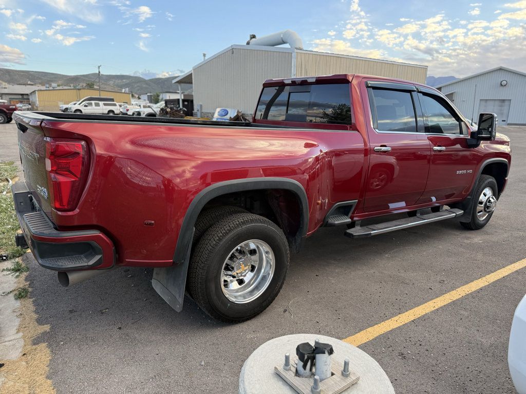 Used 2022 Chevrolet Silverado 3500 High Country AWD/4WD image 13
