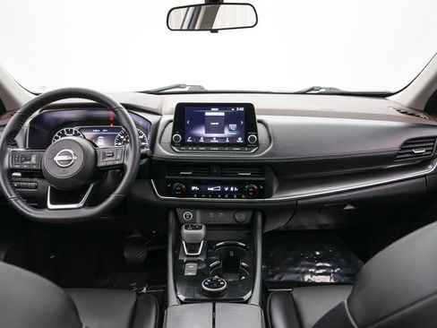 Used 2023 Nissan Rogue SV w/ SV Premium B Package AWD/4WD image 15
