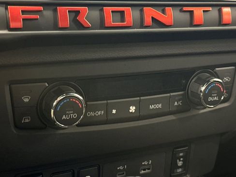 Used 2026 Nissan Frontier PRO-4X w/ Pro-4x Convenience Package AWD/4WD image 17