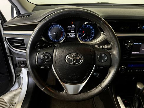 Used 2016 Toyota Corolla S Premium FWD image 9