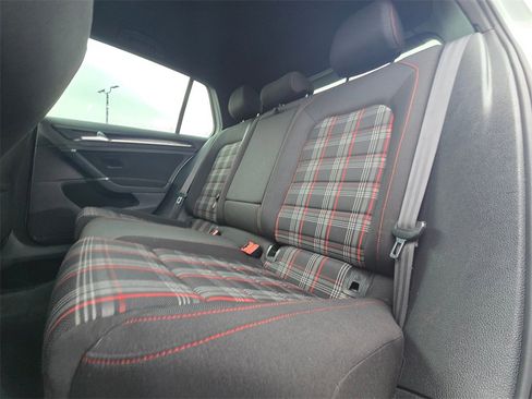 Used 2017 Volkswagen GTI S image 13