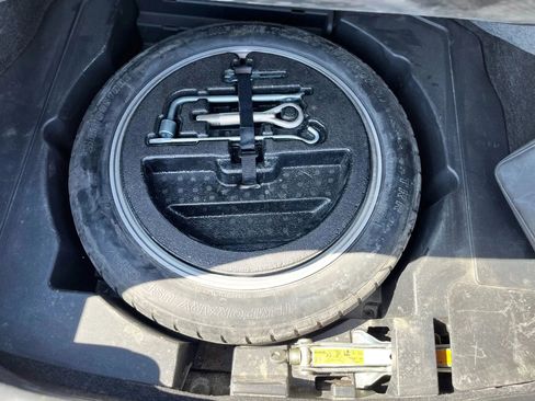 Used 2011 INFINITI G37 Journey w/ Premium Pkg image 21