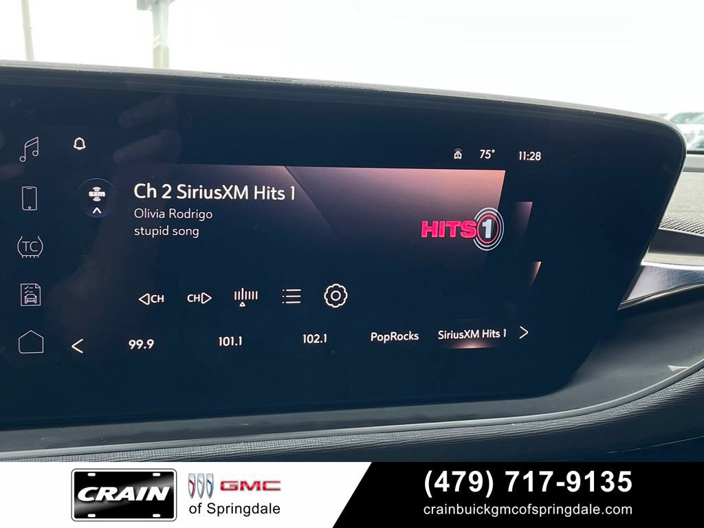 Used 2024 Buick Envista Sport Touring w/ Convenience II Package FWD image 16