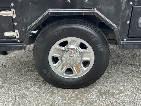 Used 2017 RAM 2500 Tradesman w/ Cold Weather Group image 24