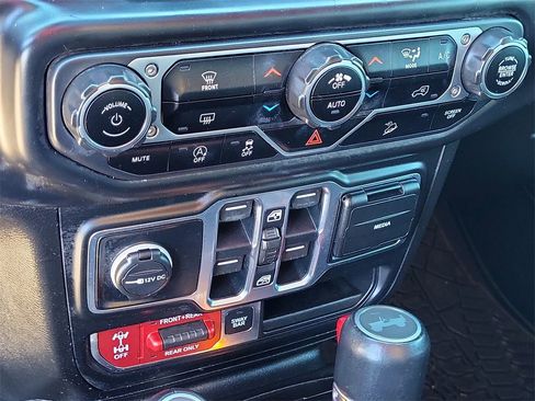 Used 2020 Jeep Wrangler Unlimited Rubicon image 25