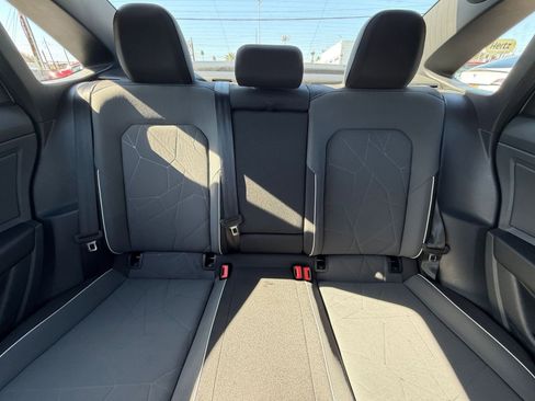 Used 2025 Volkswagen Jetta Sport image 36