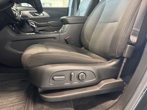 Used 2023 Chevrolet Traverse LT w/ LPO, Floor Liner Package AWD/4WD image 12