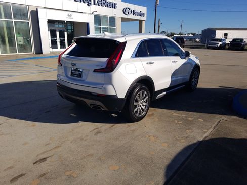 Used 2021 Cadillac XT4 Premium Luxury image 7