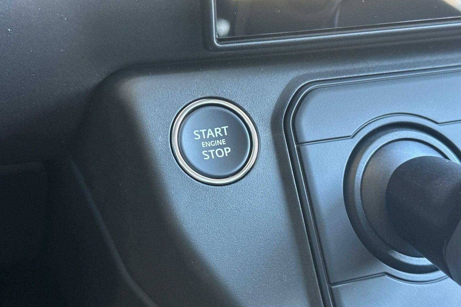 New 2026 Land Rover Defender 130 S AWD/4WD image 13
