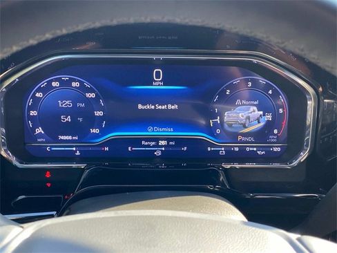 Used 2024 Chevrolet Silverado 3500 High Country w/ Technology Package image 17