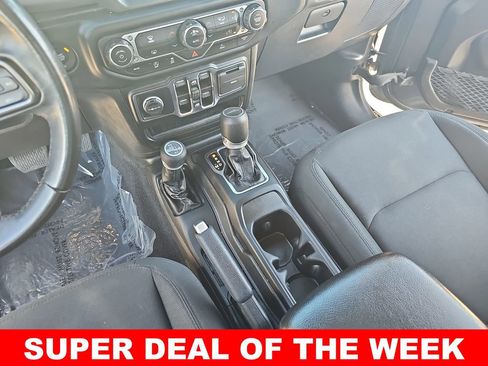 Used 2021 Jeep Gladiator Willys image 23