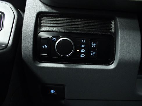 Used 2024 Ford F350 XL w/ 360-Degree Camera Package RWD image 19