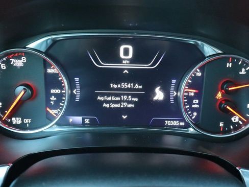 Used 2022 Chevrolet Traverse High Country image 45