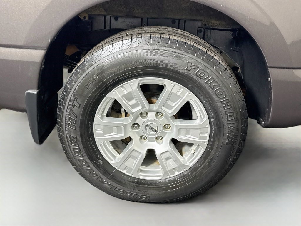 Used 2017 Nissan Titan SV RWD image 30
