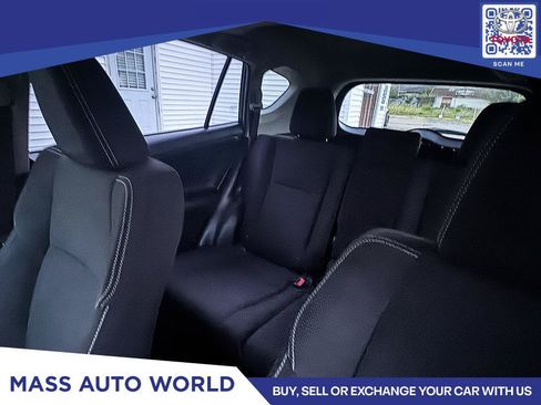 Used 2017 Toyota RAV4 XLE w/ Carpet Mat Package AWD/4WD image 15